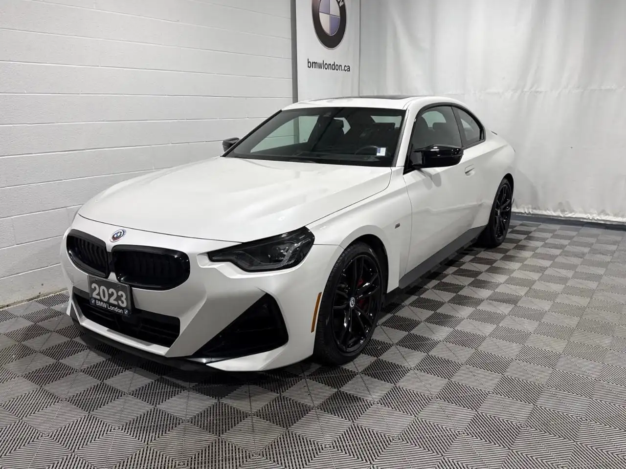 BMW 2 Series fotografie BMW 2 Series