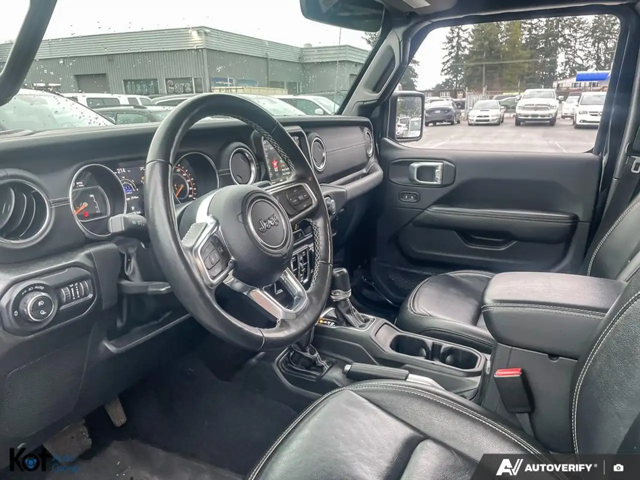 Jeep Gladiator photo Jeep Gladiator