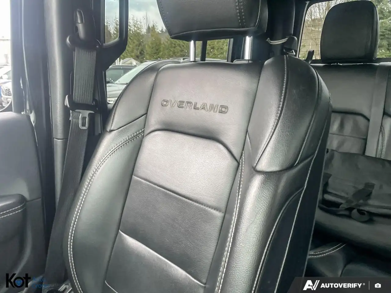 Jeep Gladiator photo Jeep Gladiator