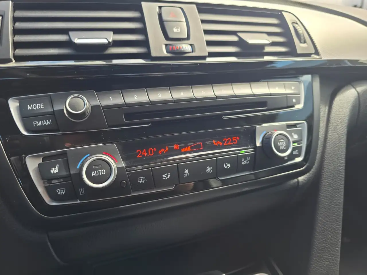 BMW 4 Series photo BMW 4 Series
