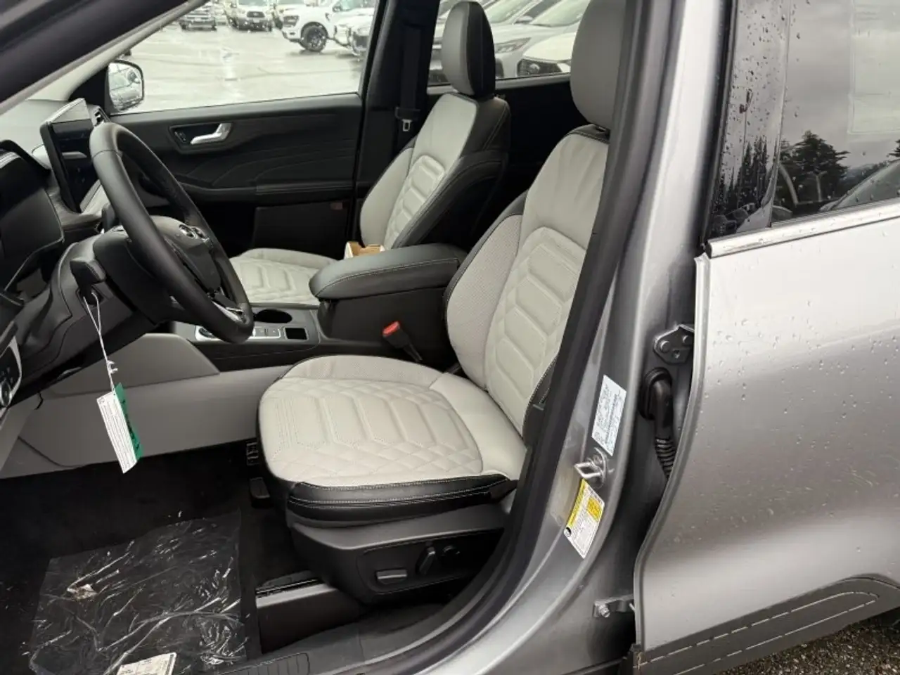 Ford Escape photo Ford Escape