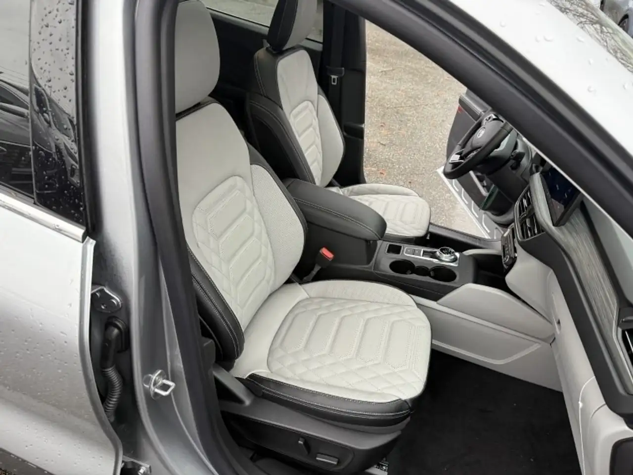 Ford Escape photo Ford Escape