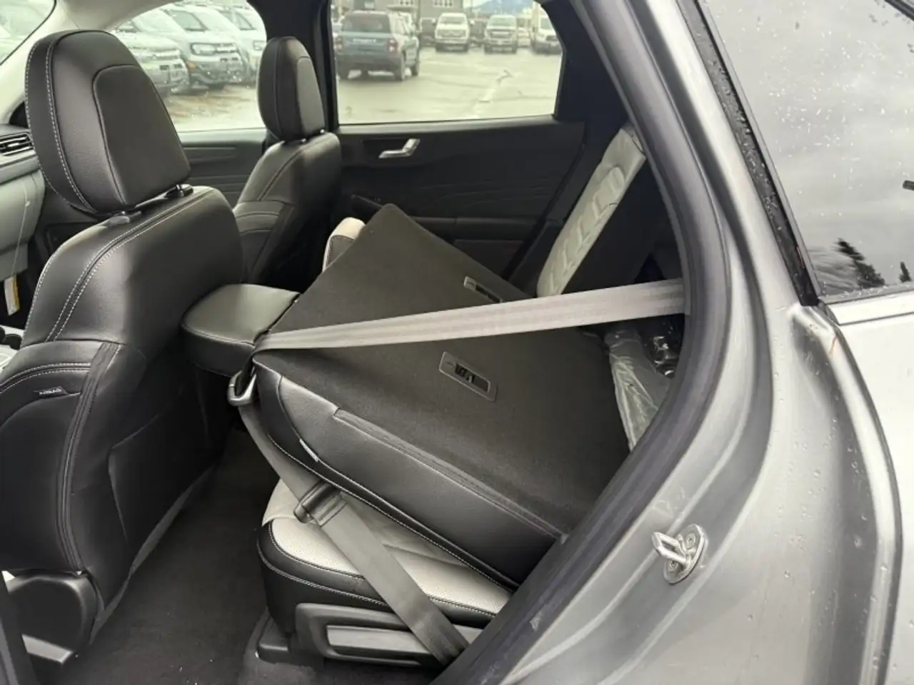 Ford Escape photo Ford Escape