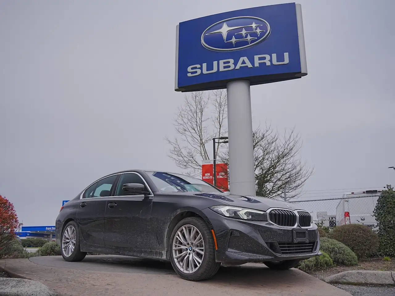 BMW 3 Series photo BMW 3 Series