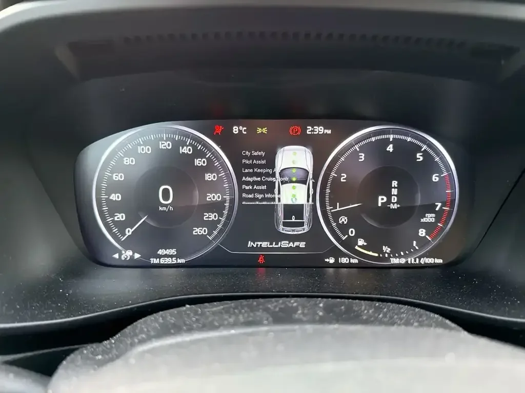 Volvo XC40 снимка Volvo XC40