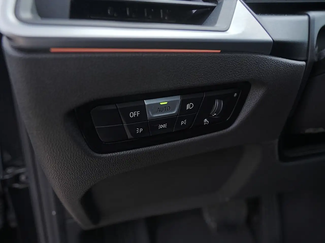 BMW 3 Series photo BMW 3 Series