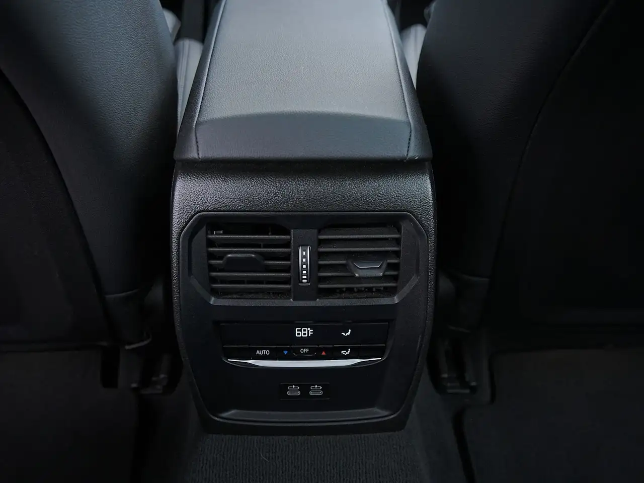 BMW 3 Series photo BMW 3 Series