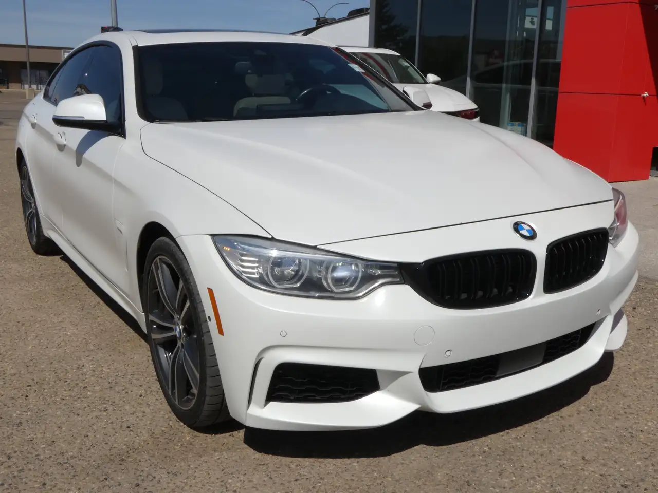 BMW 4 Series photo BMW 4 Series