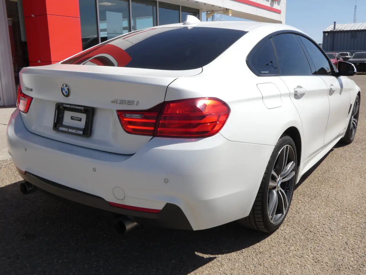 BMW 4 Series photo BMW 4 Series