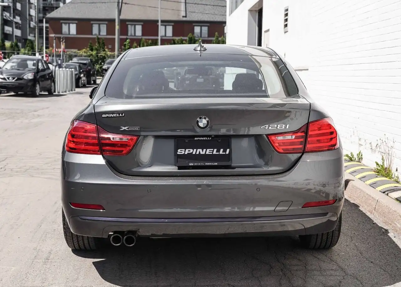 BMW 4 Series снимка BMW 4 Series