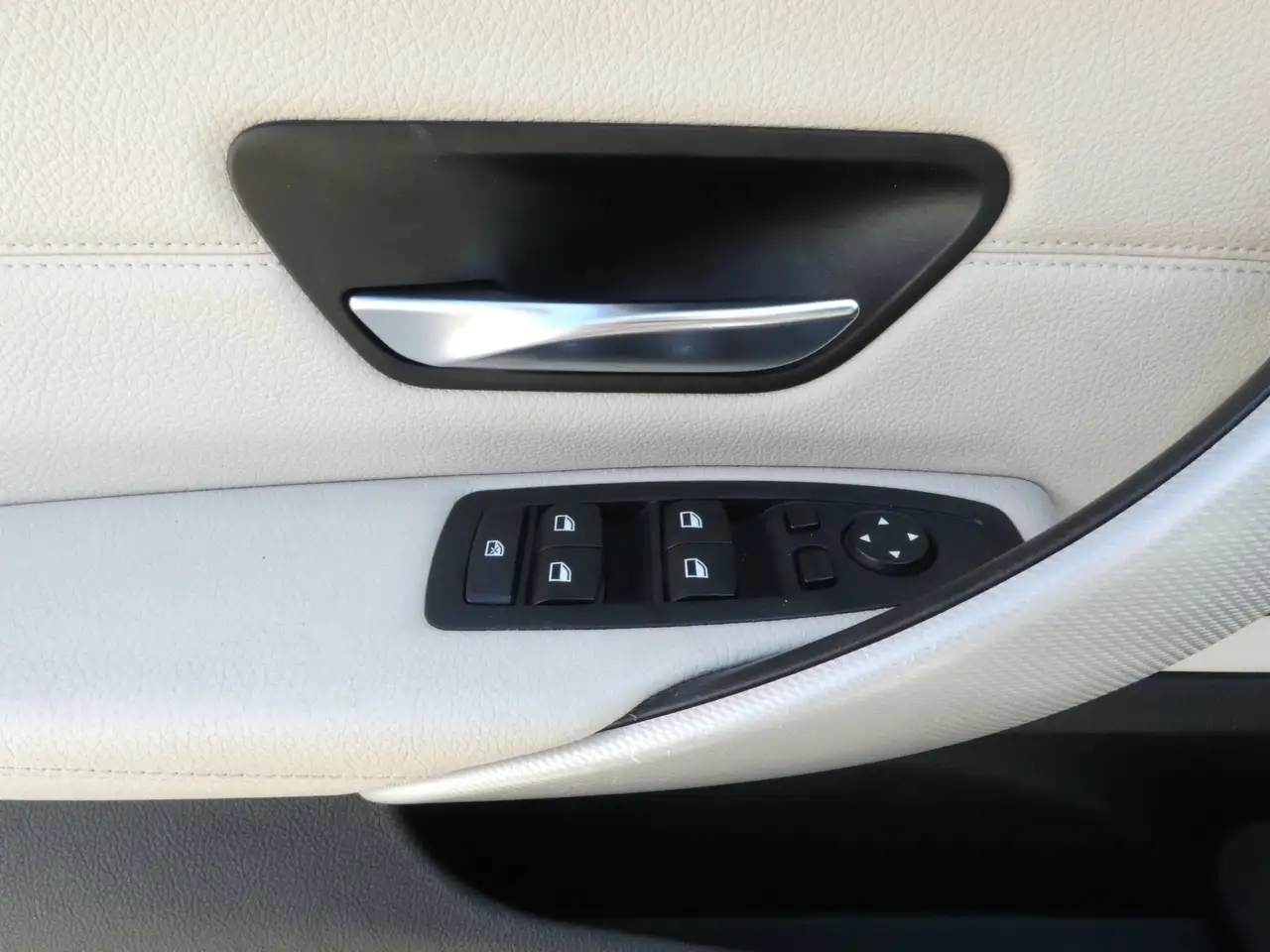 BMW 4 Series photo BMW 4 Series