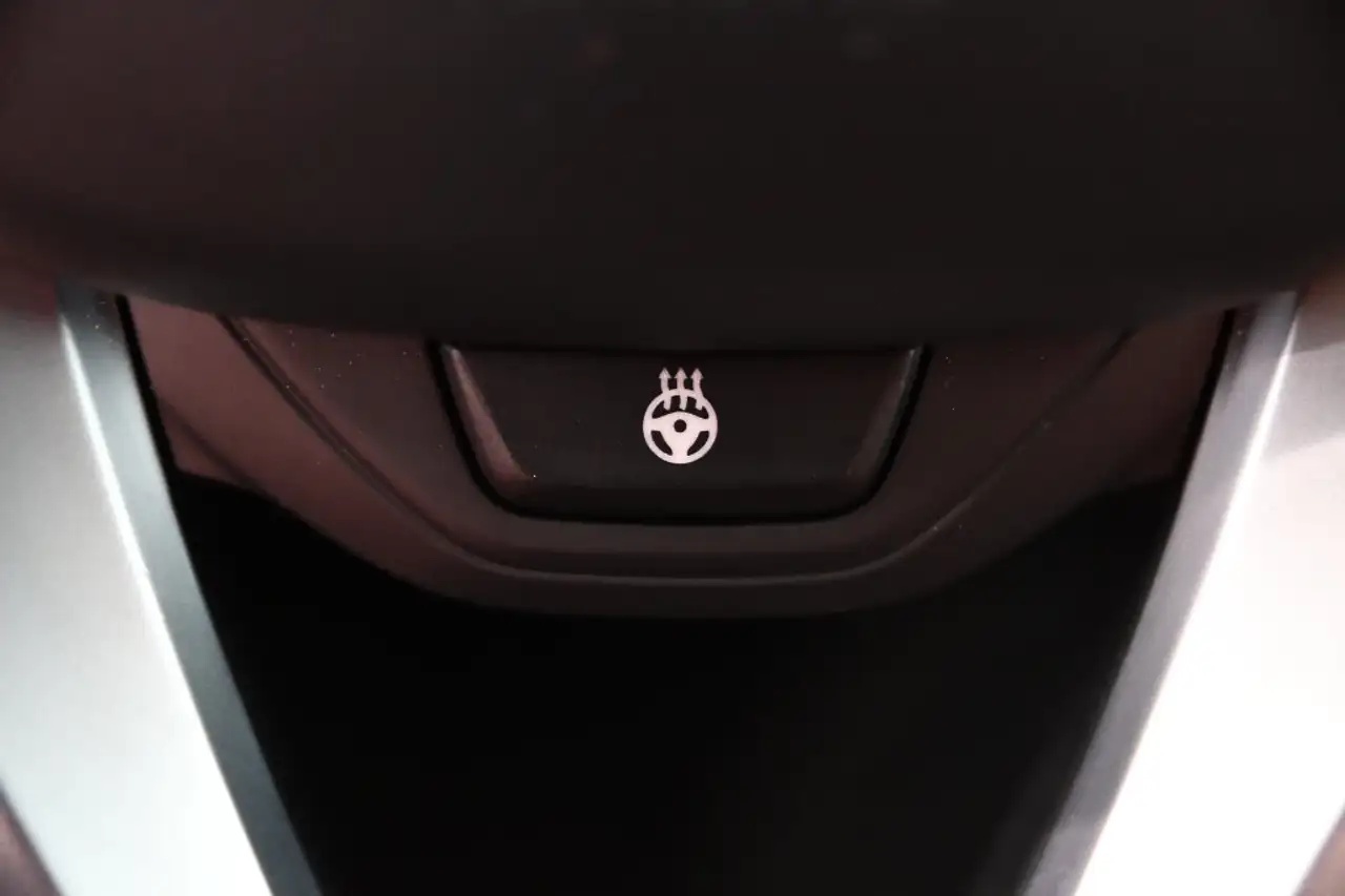 BMW 3 Series photo BMW 3 Series