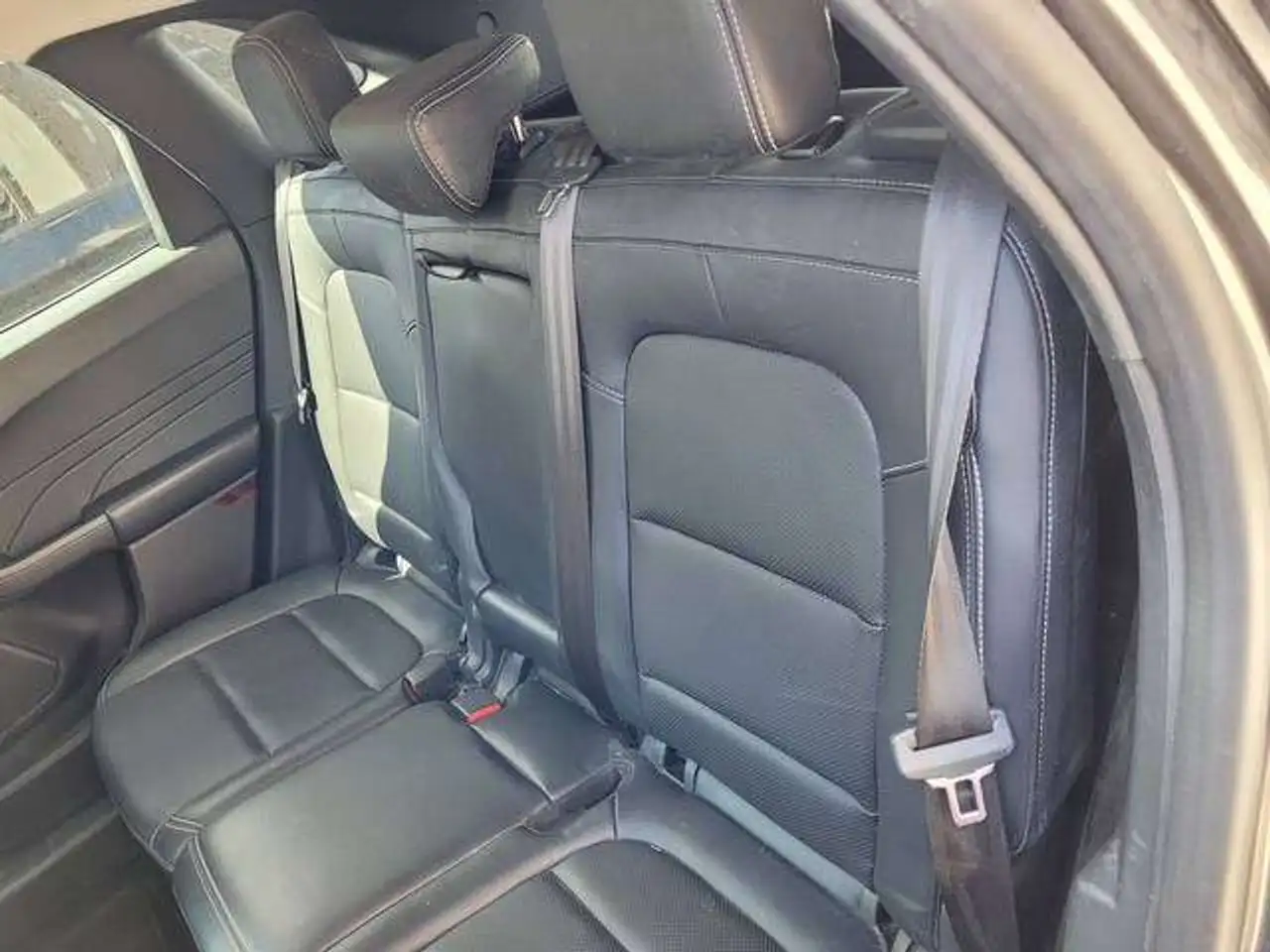 Ford Escape photo Ford Escape