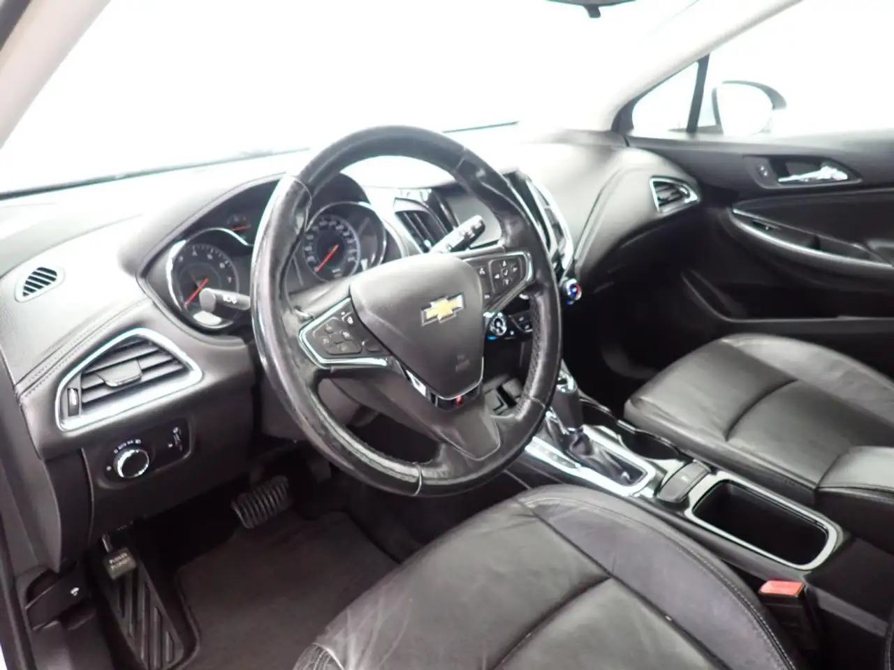 Chevrolet Cruze снимка Chevrolet Cruze