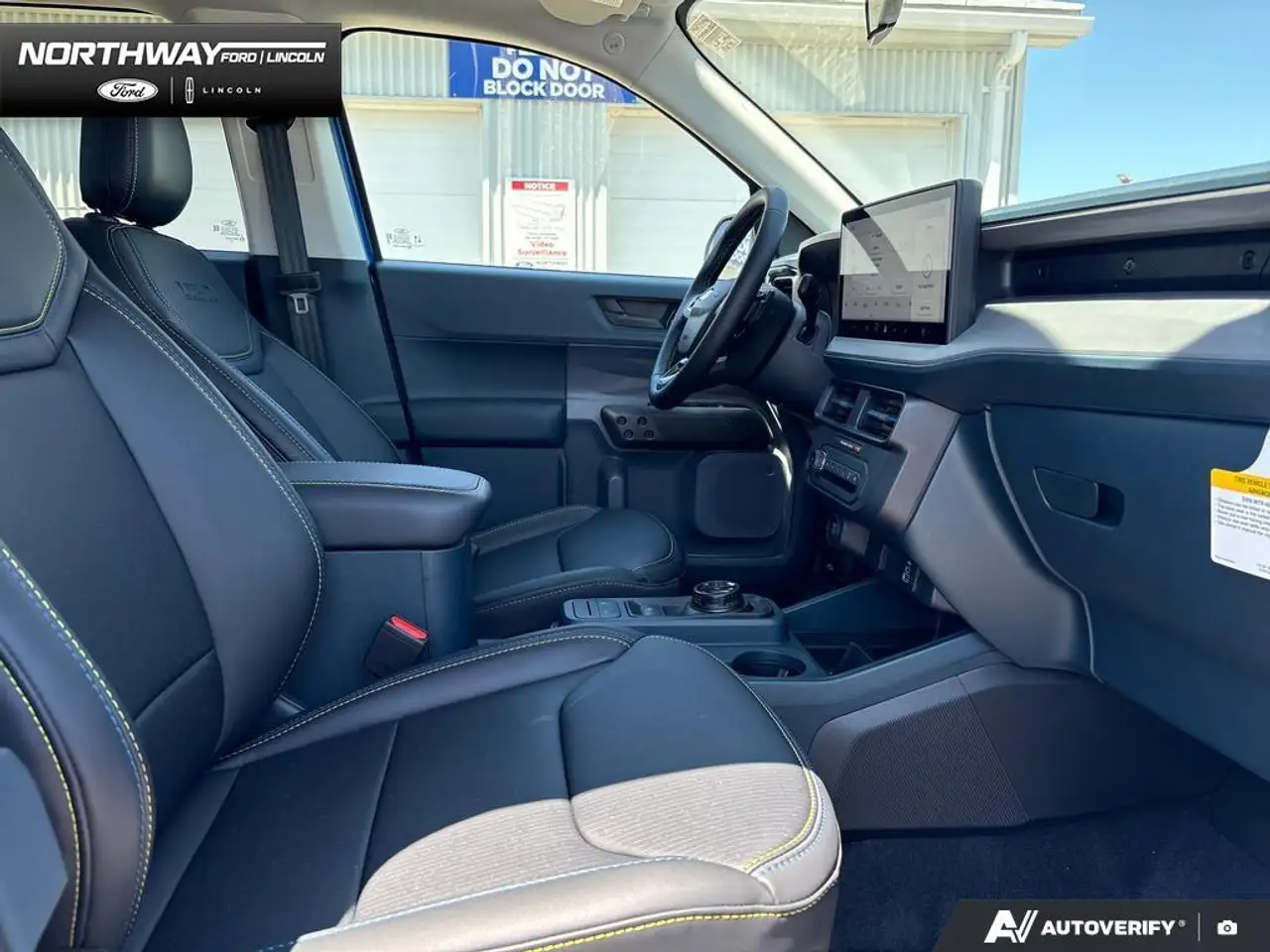 Ford Maverick снимка Ford Maverick