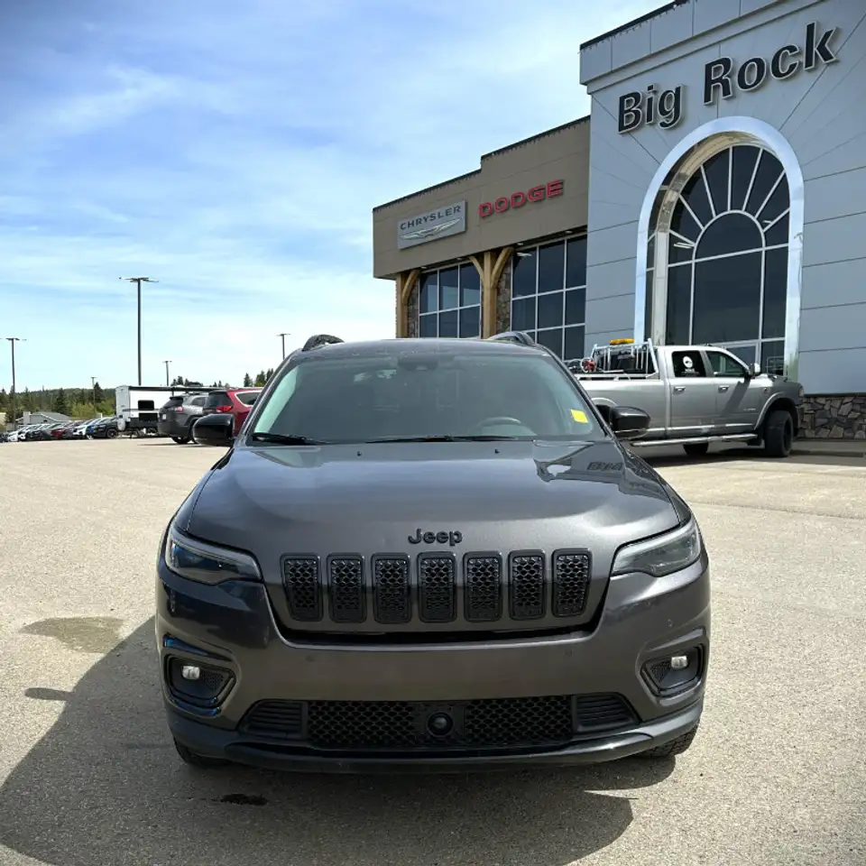 Jeep Cherokee снимка Jeep Cherokee