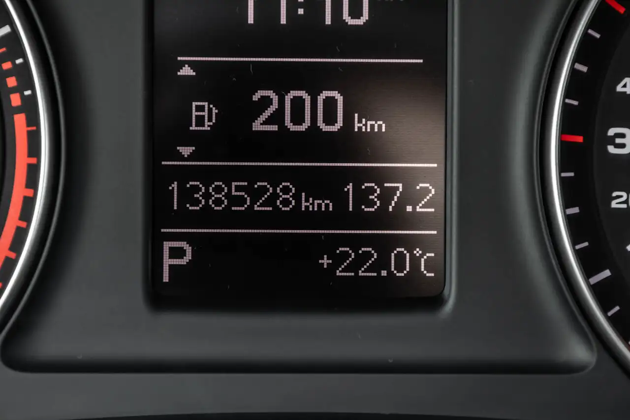 Audi Q3 photo Audi Q3