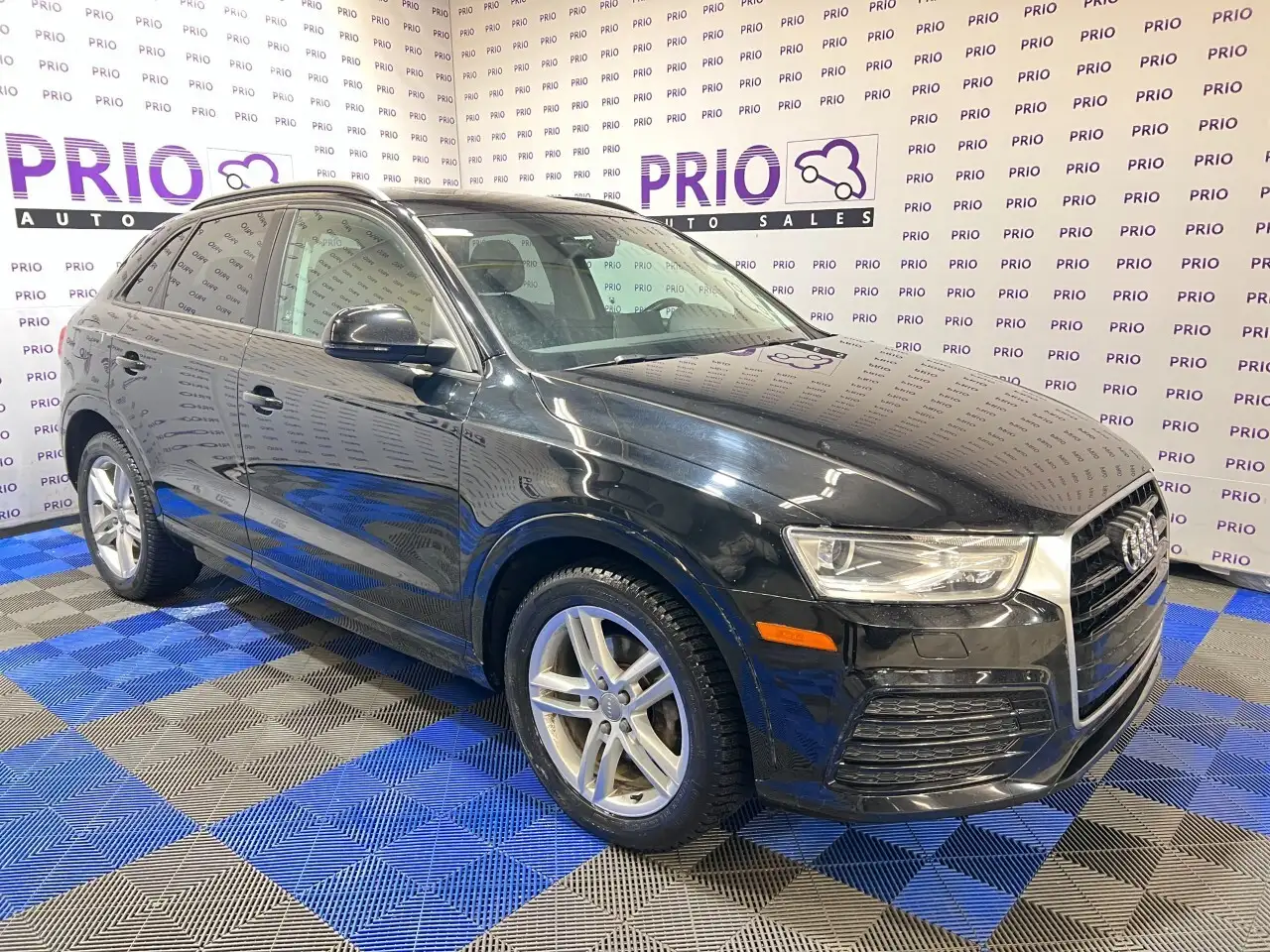 Audi Q3 снимка Audi Q3