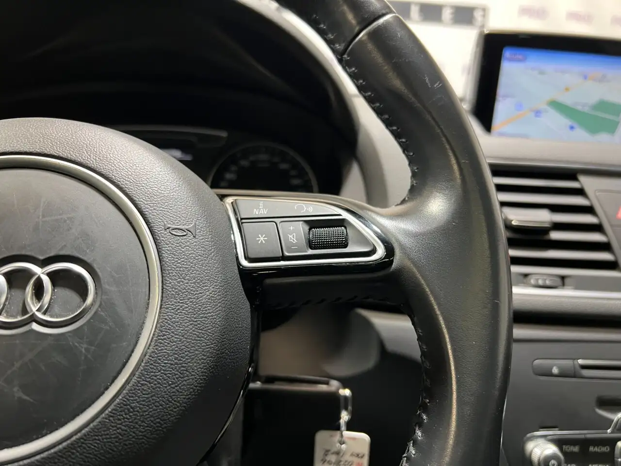 Audi Q3 снимка Audi Q3