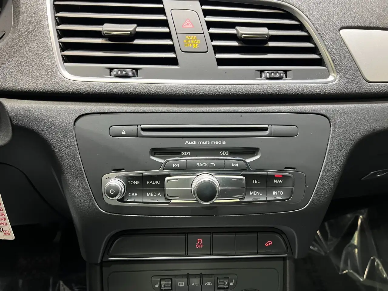 Audi Q3 снимка Audi Q3