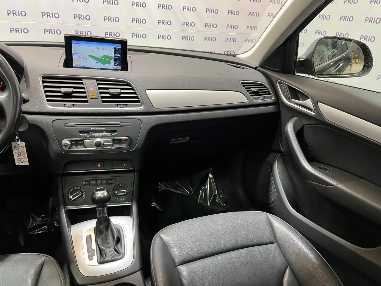Audi Q3 снимка Audi Q3
