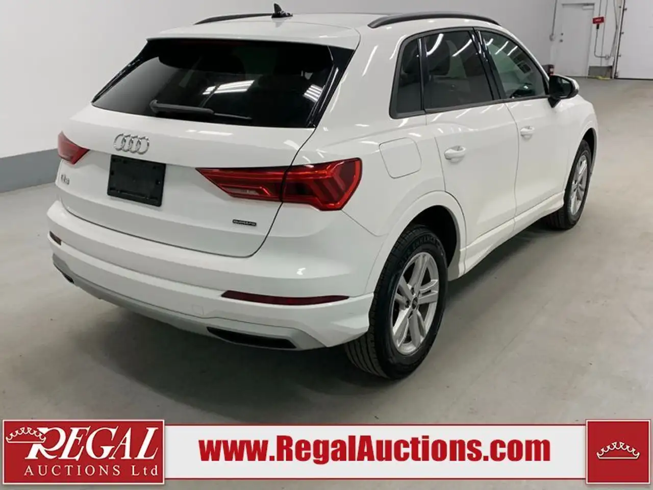 Audi Q3 снимка Audi Q3