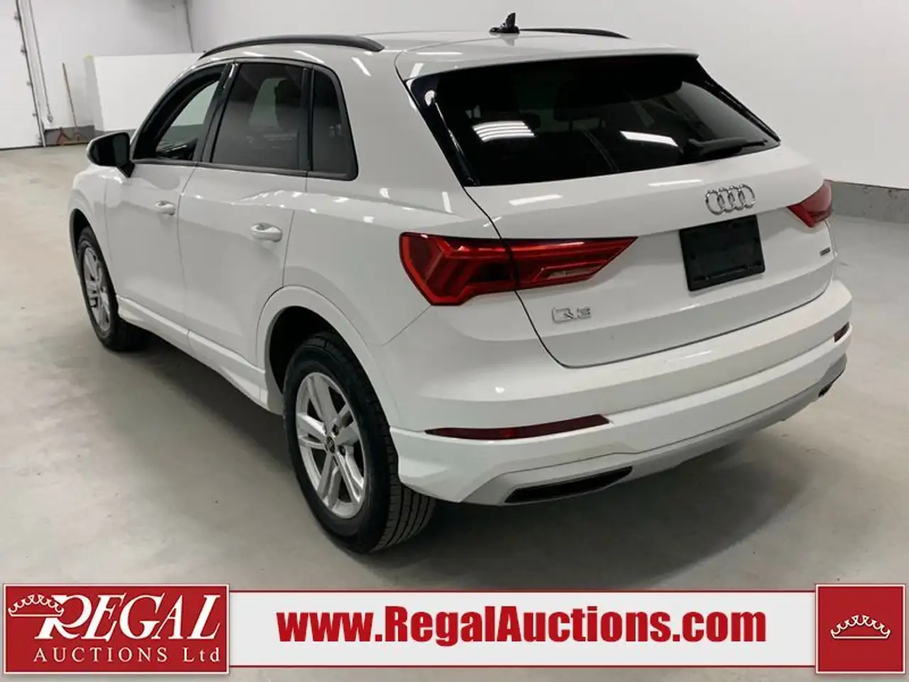 Audi Q3 снимка Audi Q3