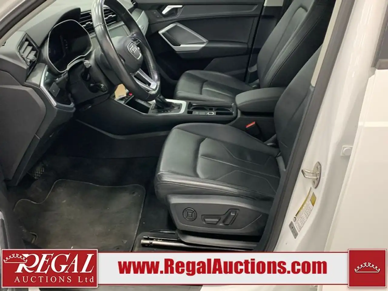 Audi Q3 снимка Audi Q3