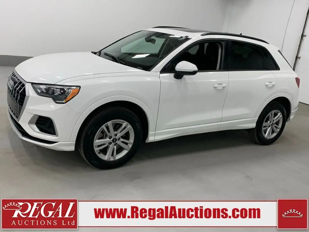 Audi Q3 снимка Audi Q3