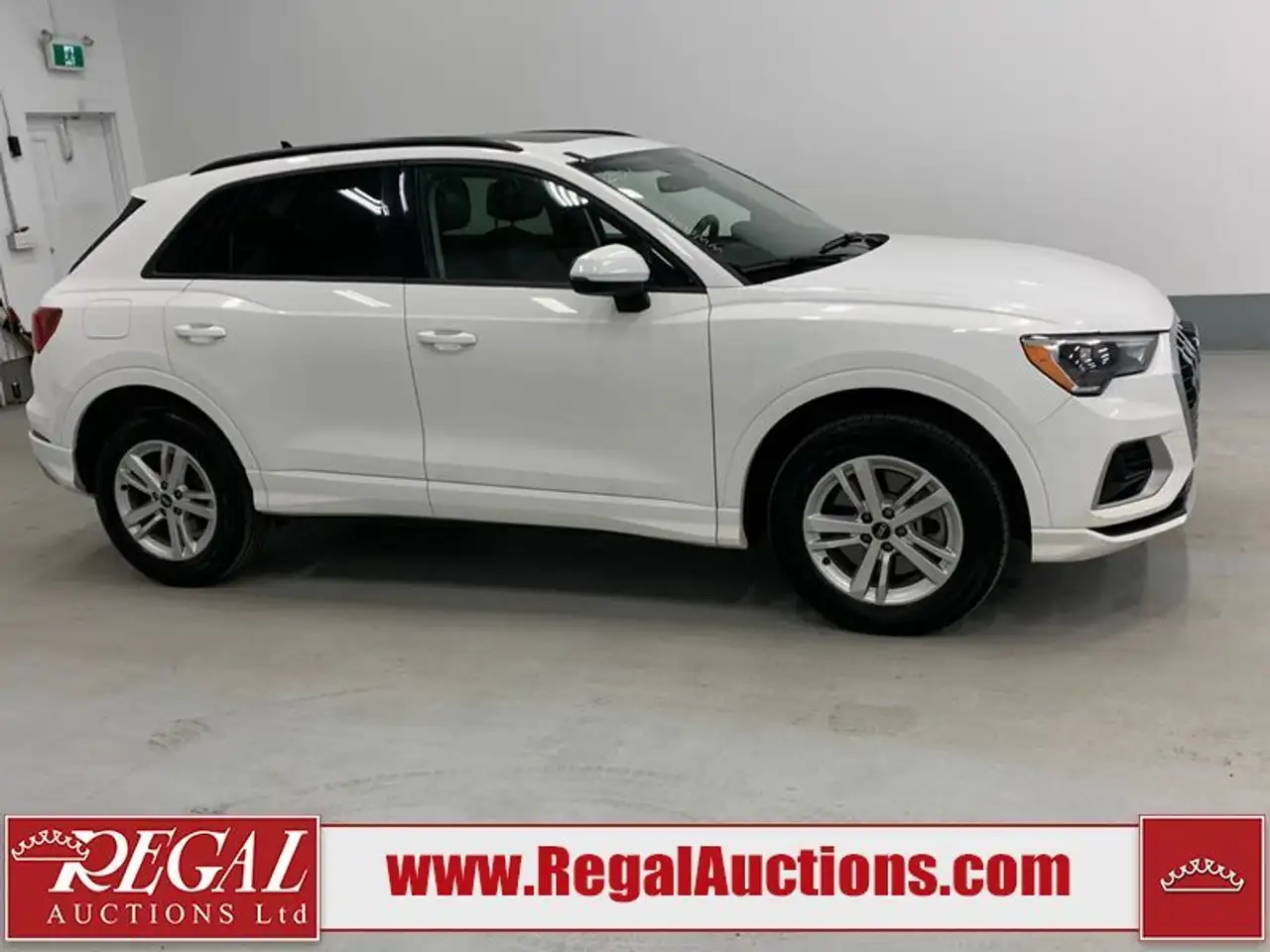 Audi Q3 снимка Audi Q3