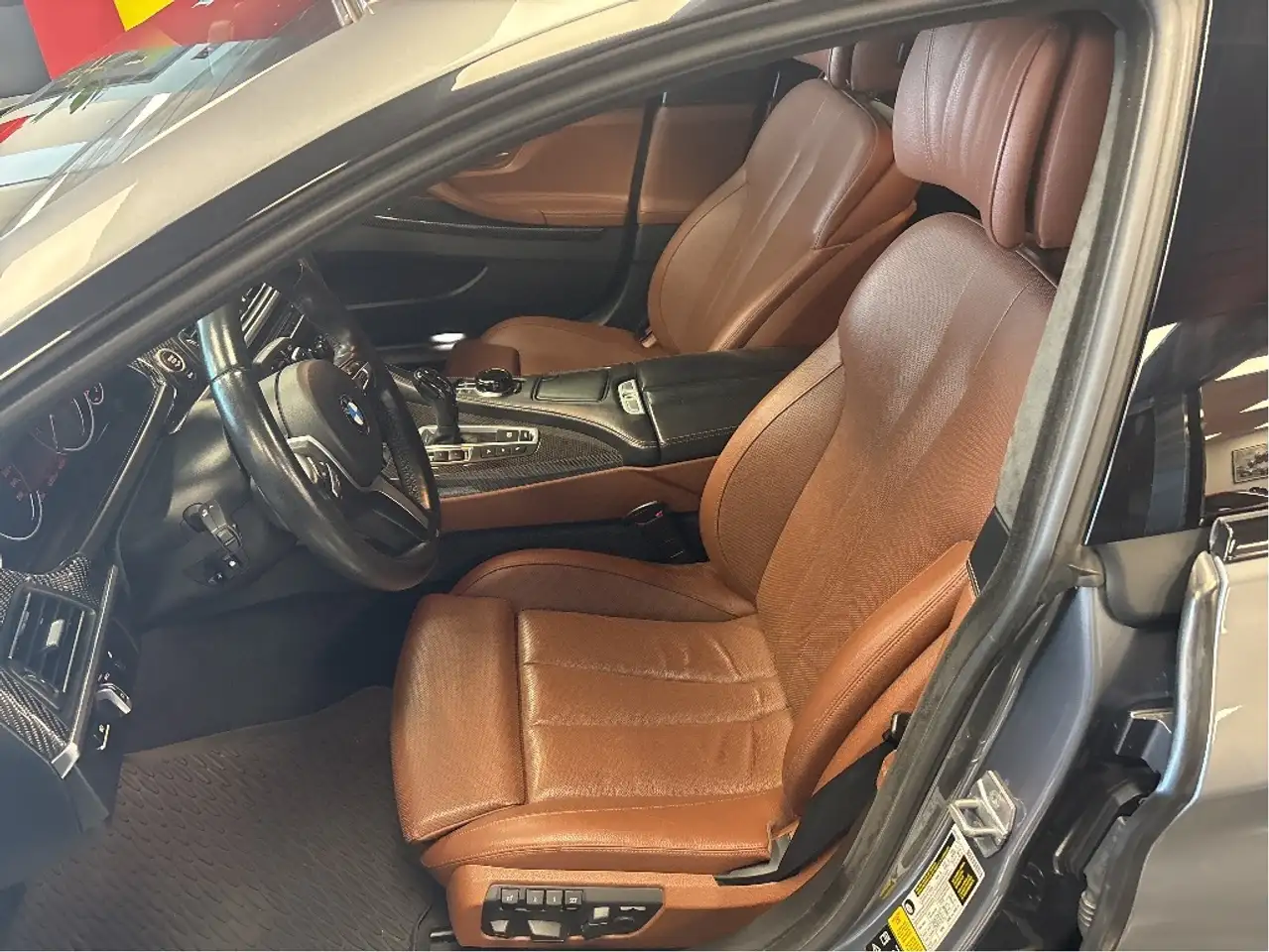BMW 6 Series снимка BMW 6 Series