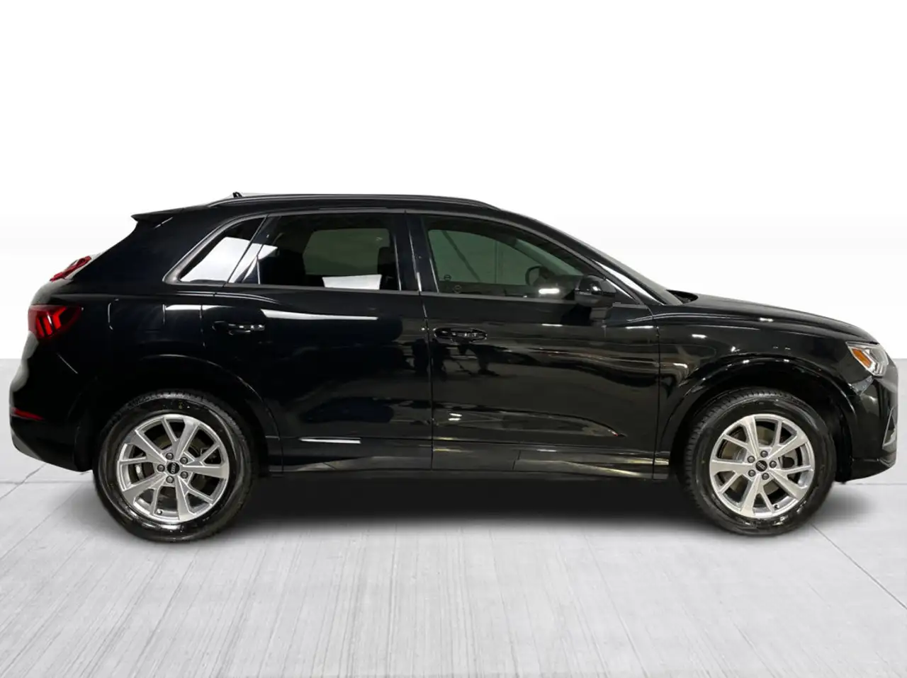 2022 Audi Q3