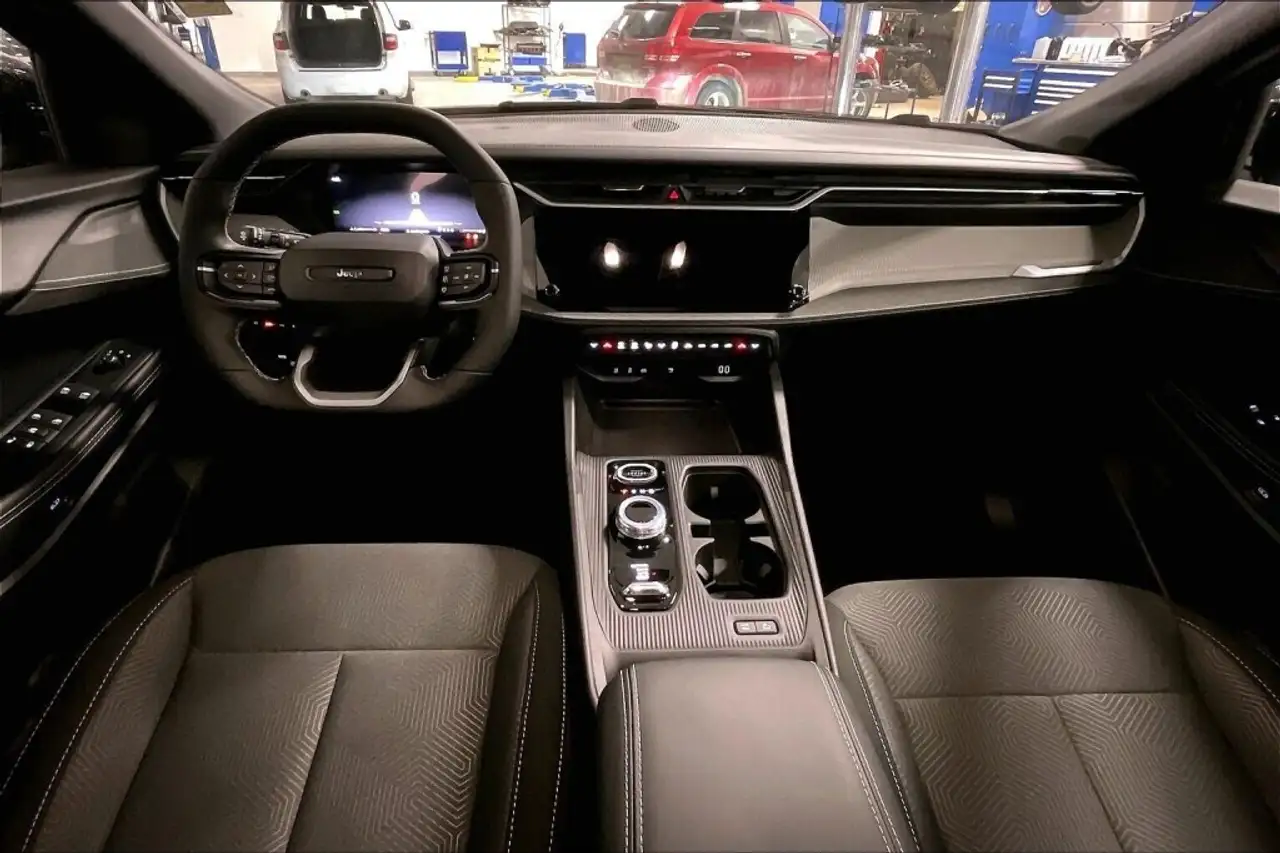 Jeep Cherokee photo Jeep Cherokee