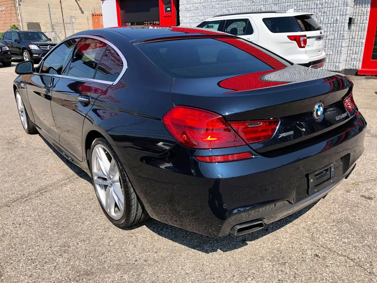 BMW 6 Series снимка BMW 6 Series