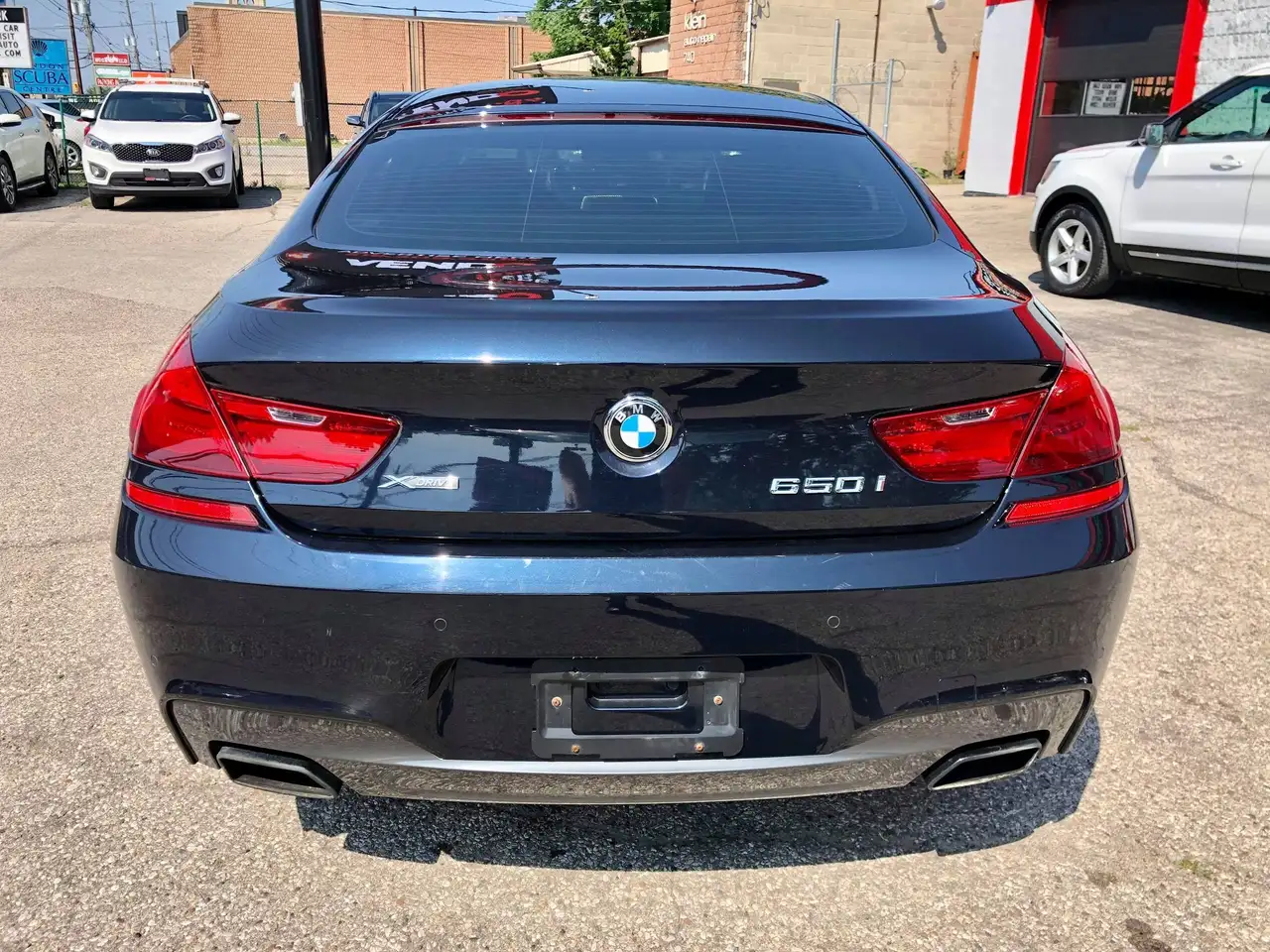BMW 6 Series снимка BMW 6 Series