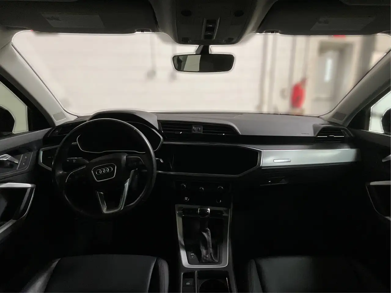 Audi Q3 снимка Audi Q3