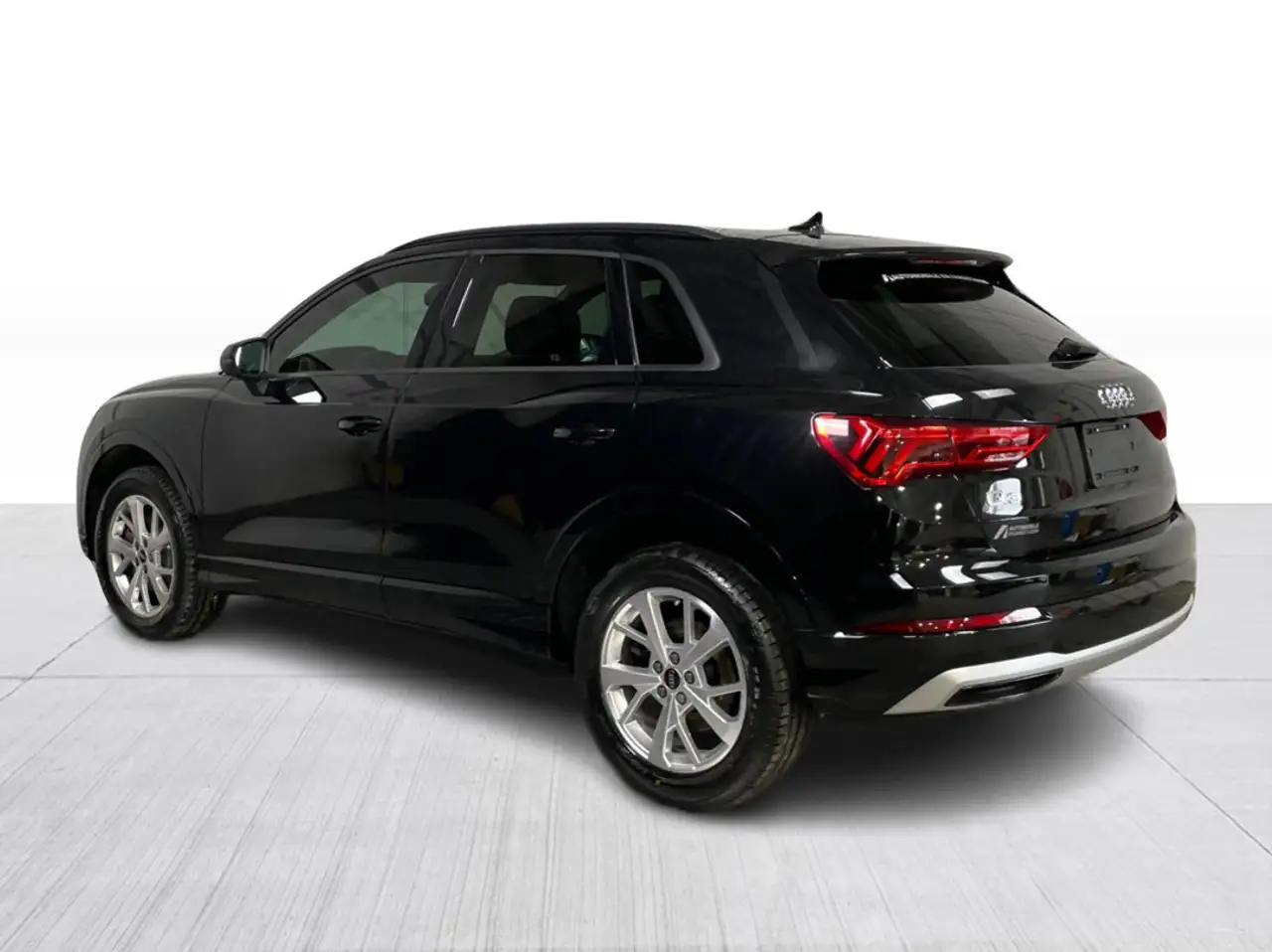 Audi Q3 снимка Audi Q3