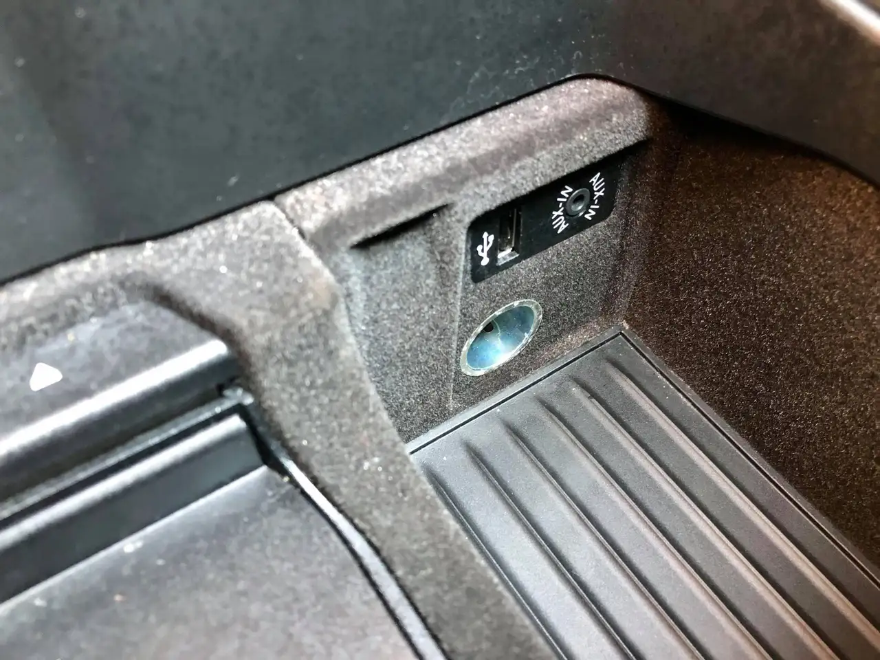 BMW 6 Series снимка BMW 6 Series