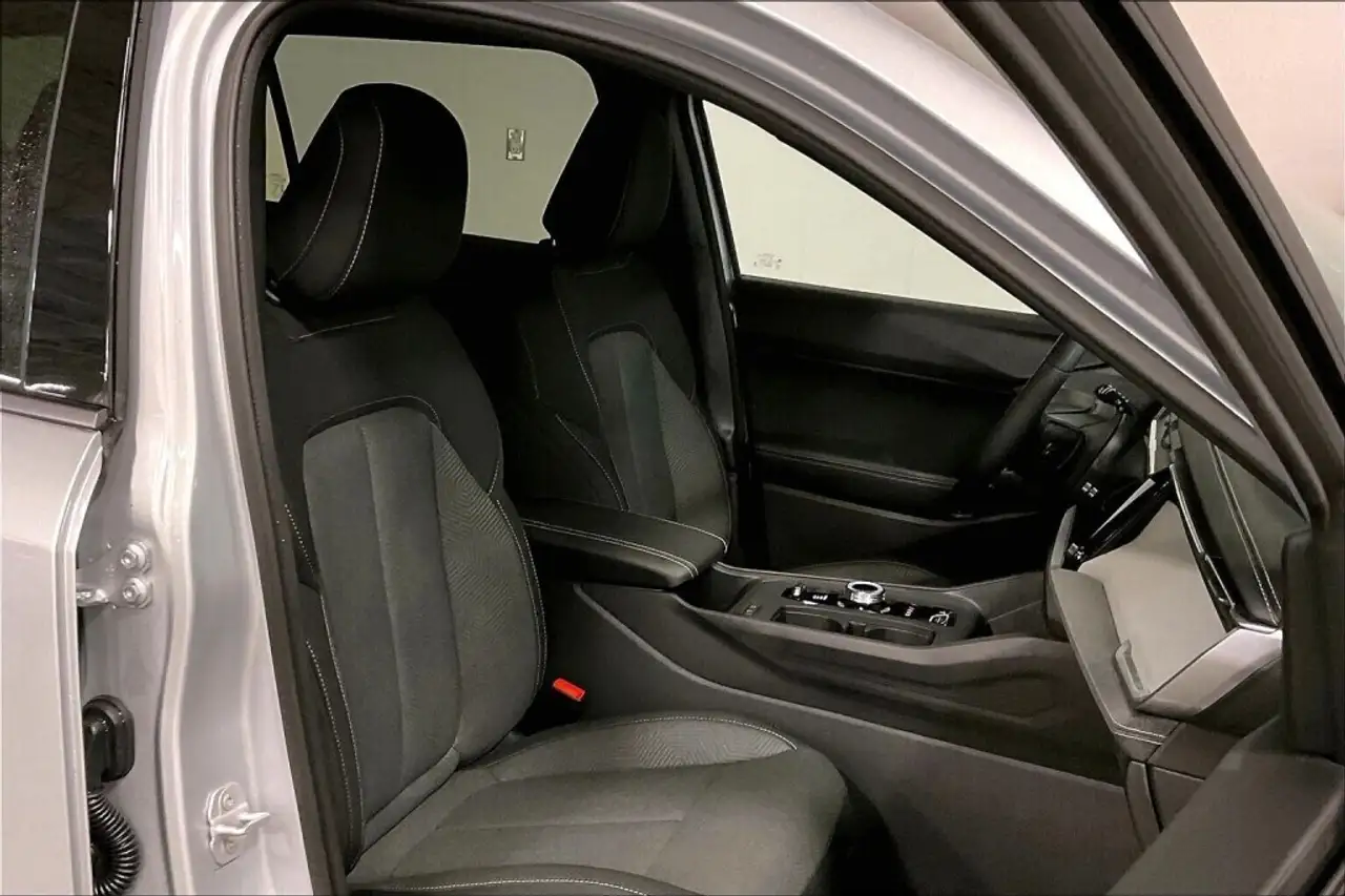 Jeep Cherokee photo Jeep Cherokee