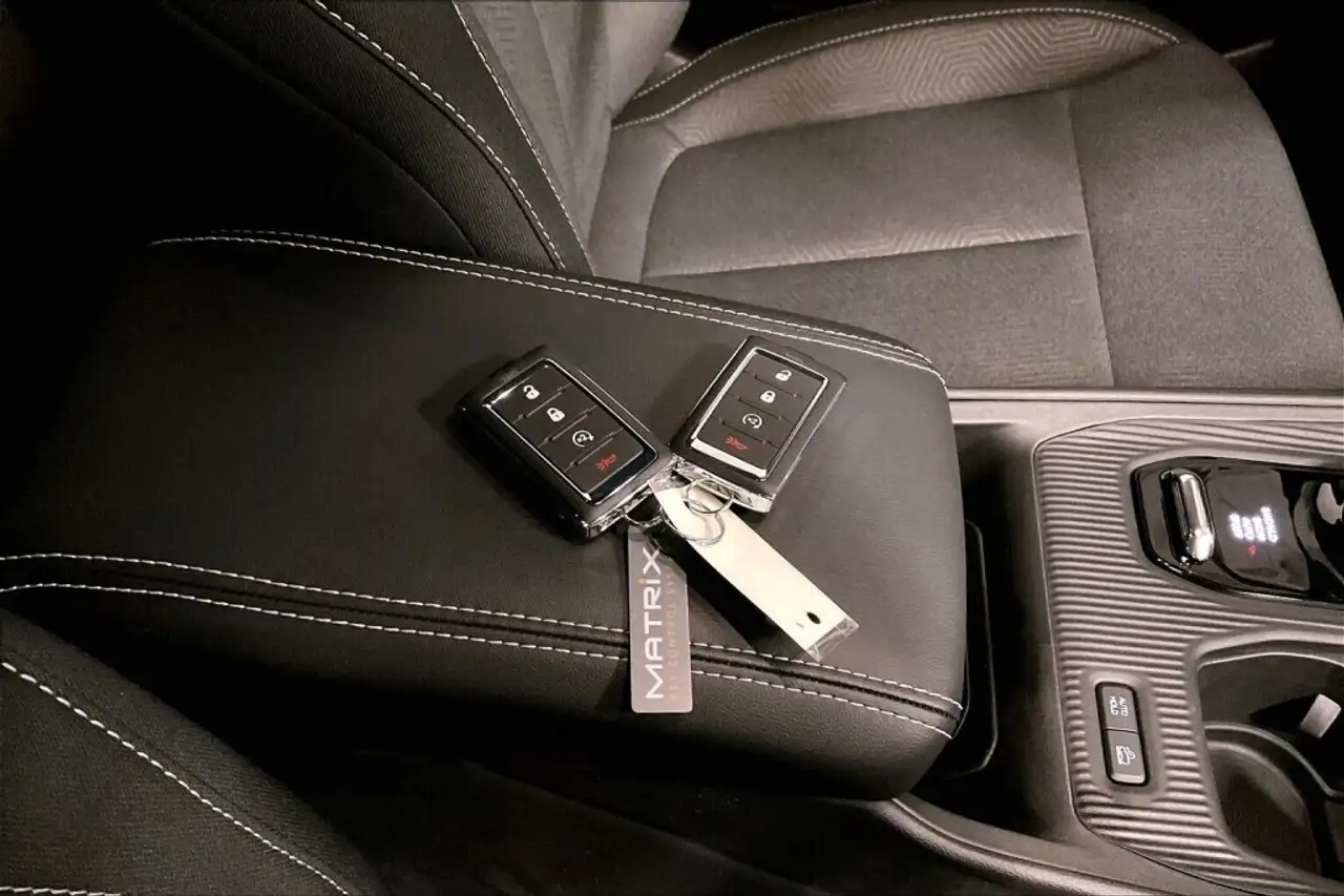 Jeep Cherokee photo Jeep Cherokee
