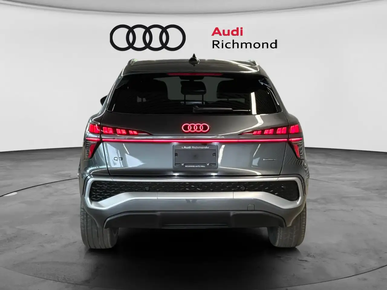 Audi Q3 fotografie Audi Q3