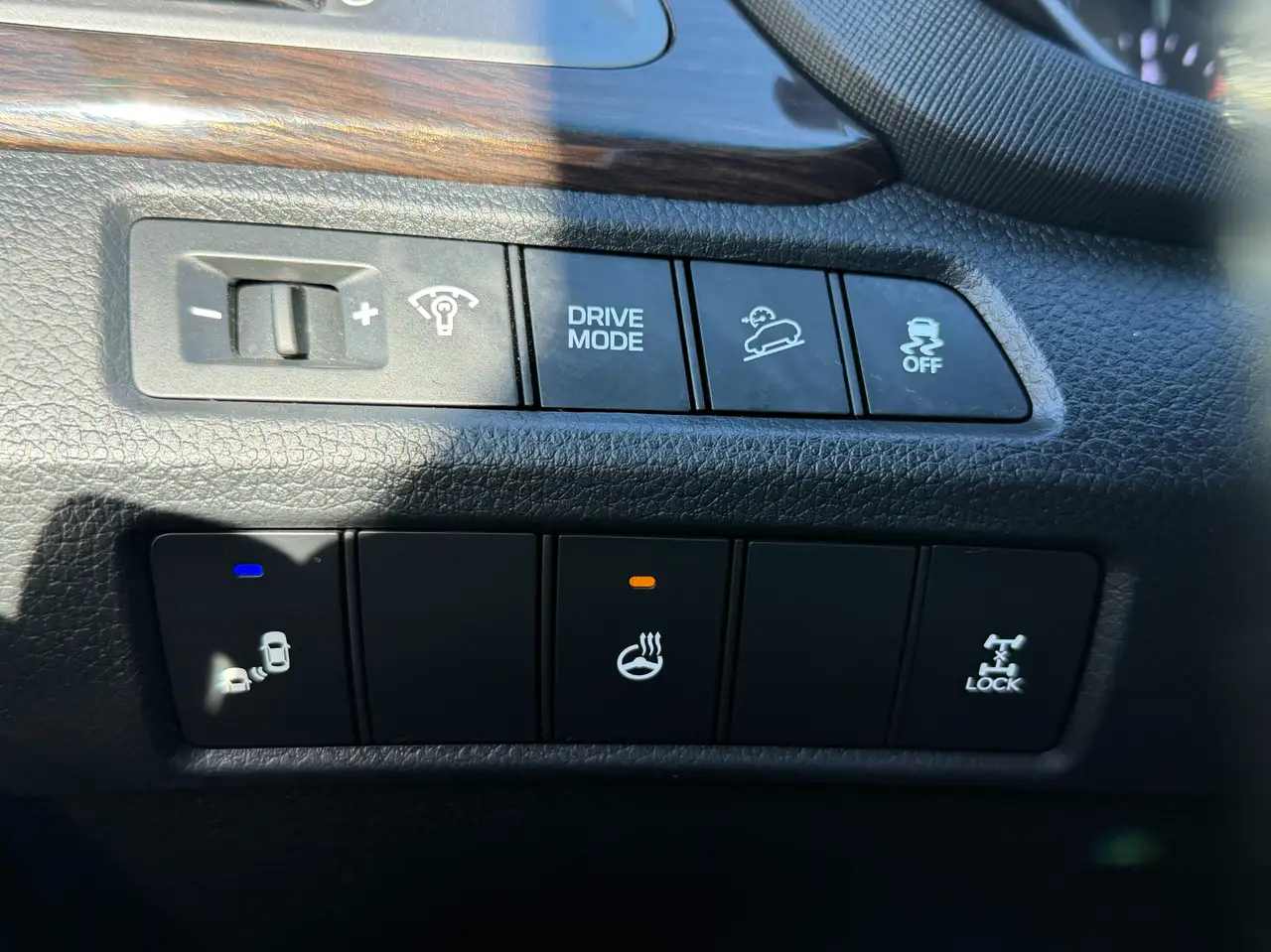 Hyundai SANTA FE снимка Hyundai SANTA FE