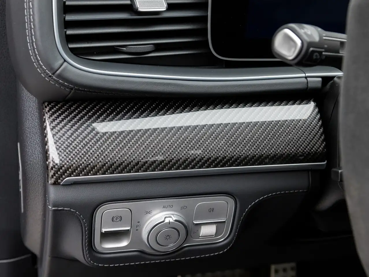 Mercedes-Benz GLE photo Mercedes-Benz GLE