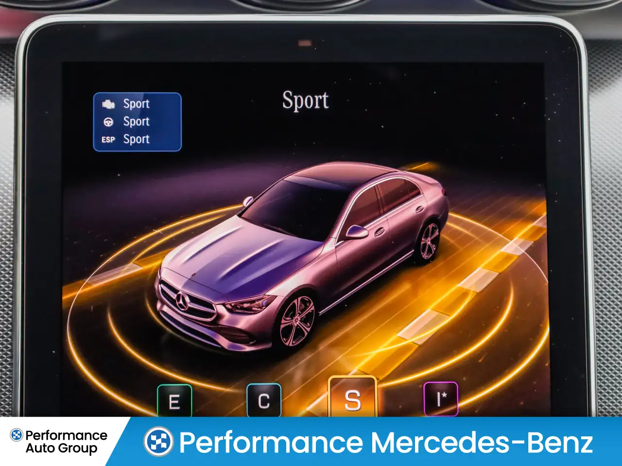 Mercedes-Benz C-Class снимка Mercedes-Benz C-Class
