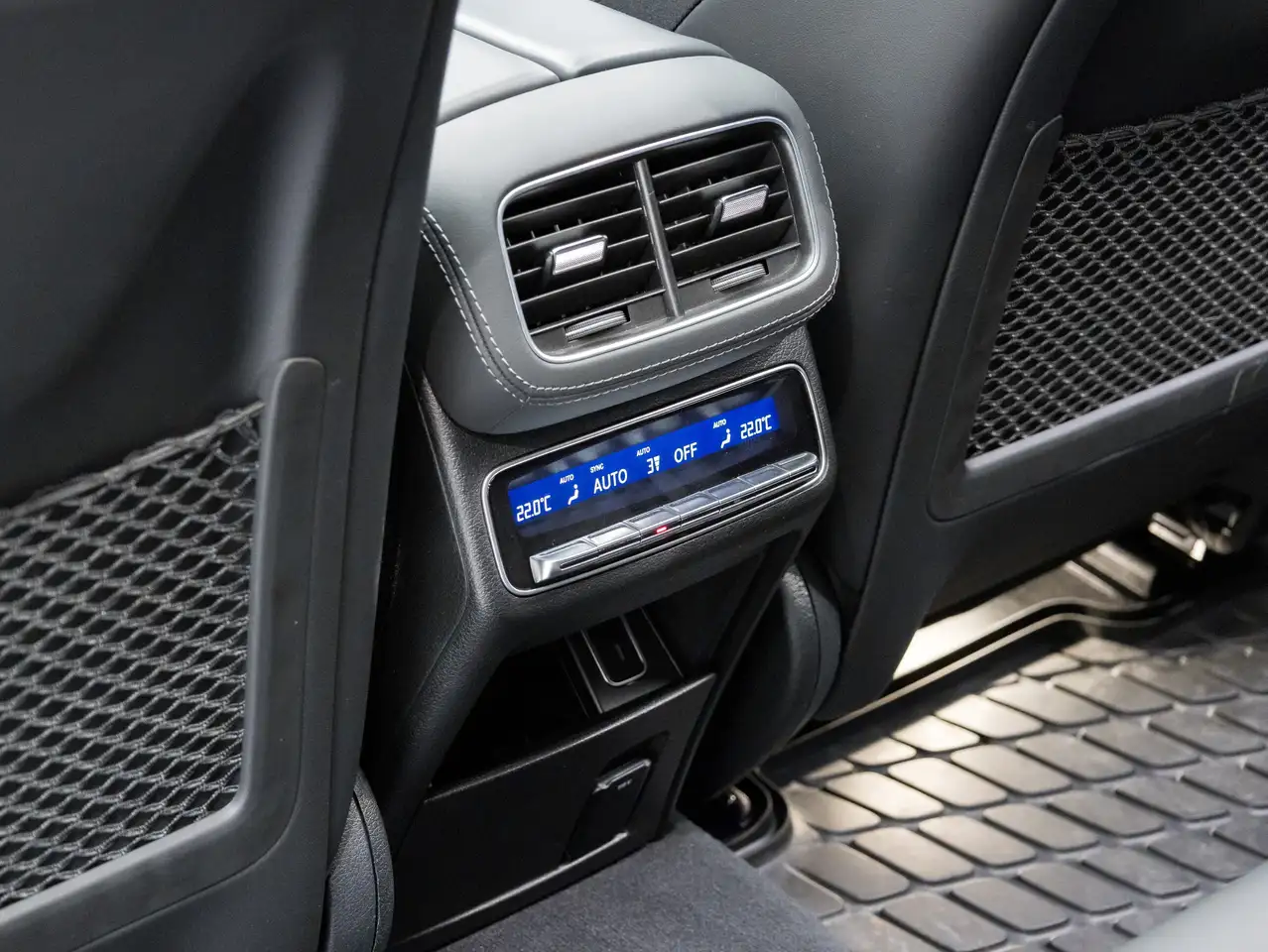 Mercedes-Benz GLE photo Mercedes-Benz GLE