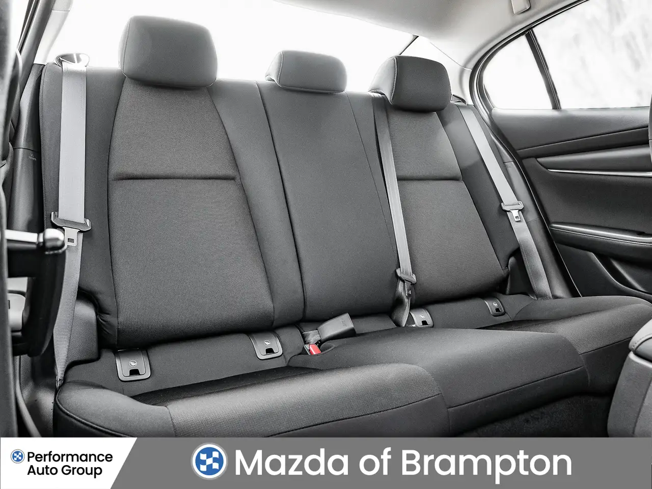 Mazda 3 снимка Mazda 3