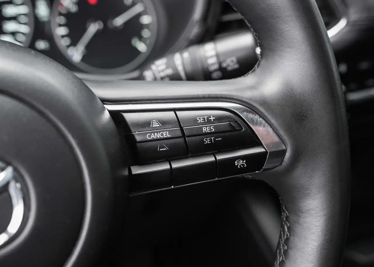 Mazda 3 снимка Mazda 3