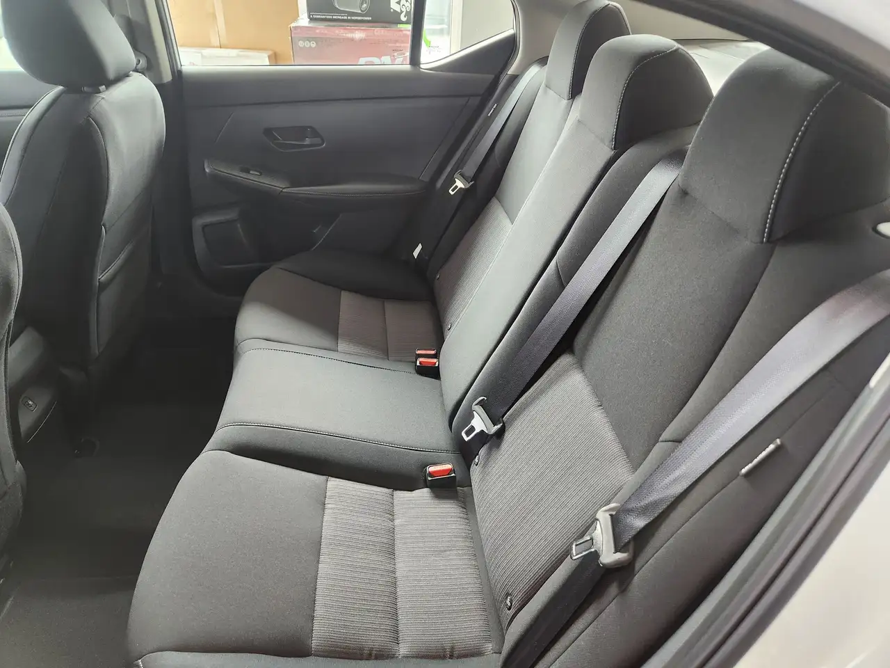 Nissan Sentra снимка Nissan Sentra