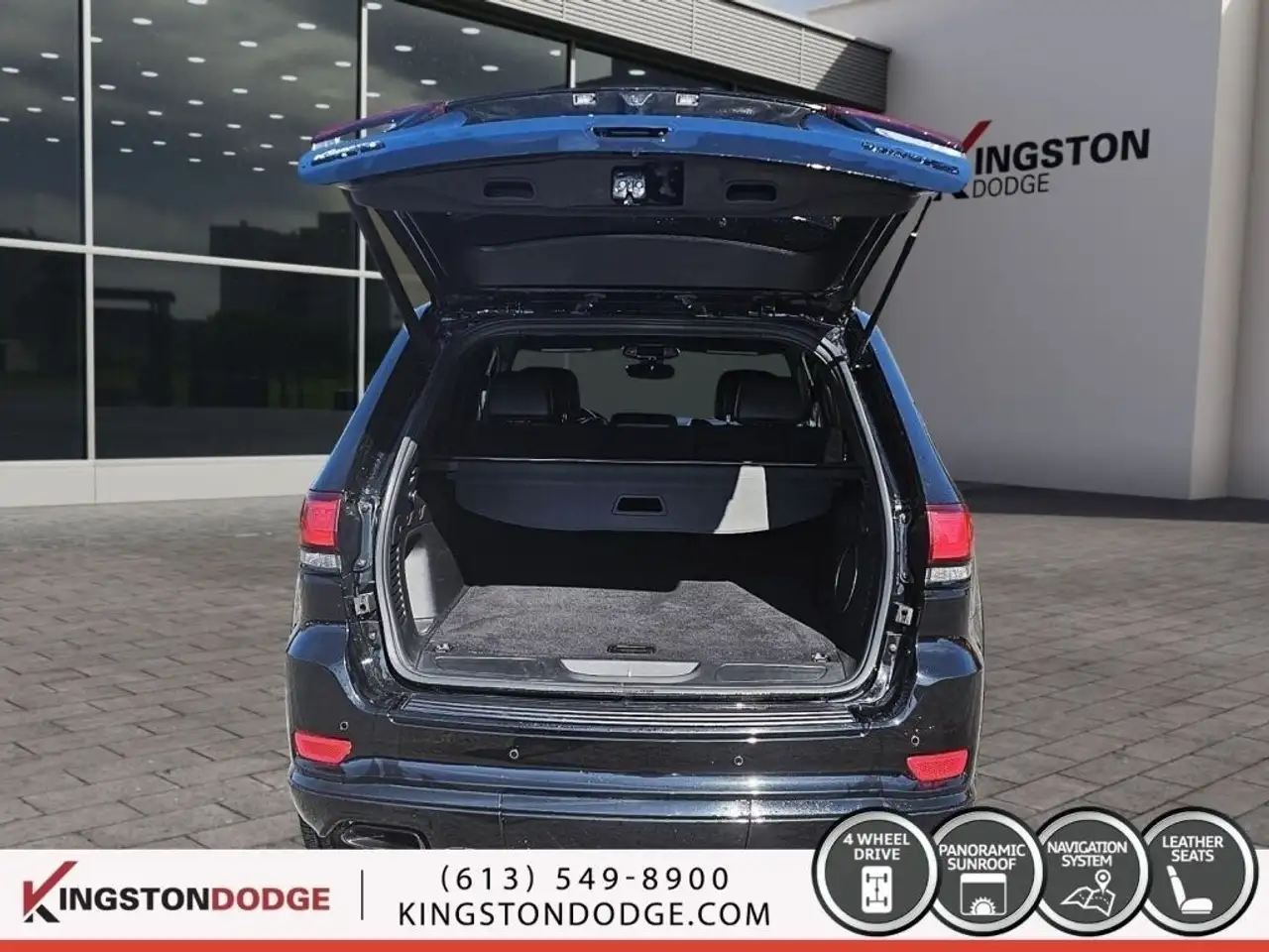 Jeep Grand Cherokee снимка Jeep Grand Cherokee