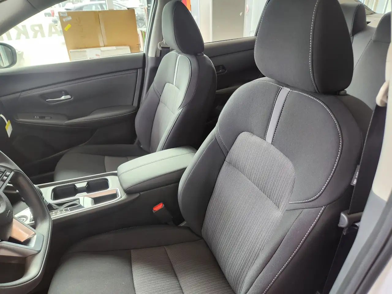 Nissan Sentra снимка Nissan Sentra